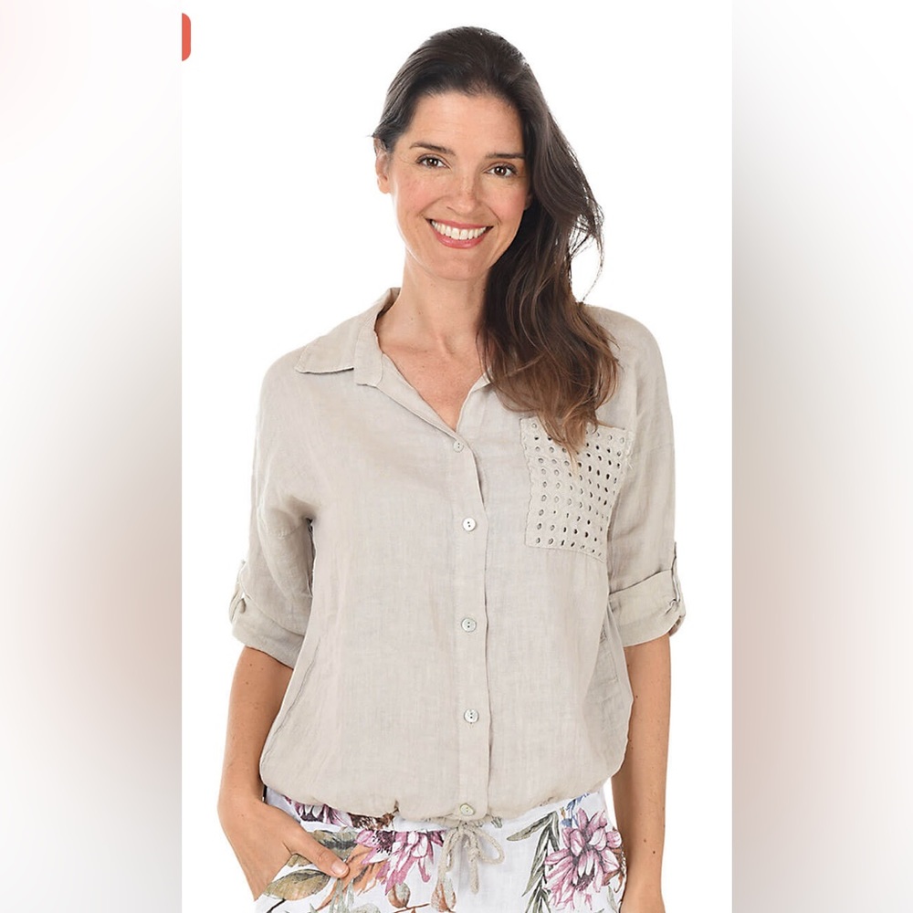Kaktus Eyelet Lace Pocket Linen Shirt size small tan color NWOT